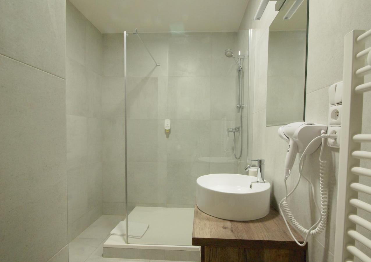 Adeba Plus Hotel 4*