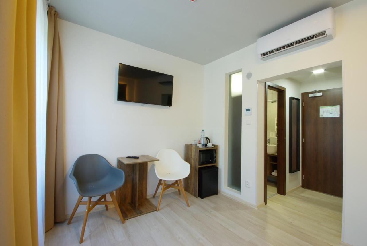 Adeba Plus Hotel