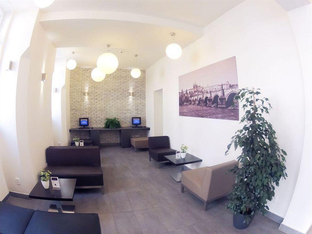 Hotel Adeba Plus