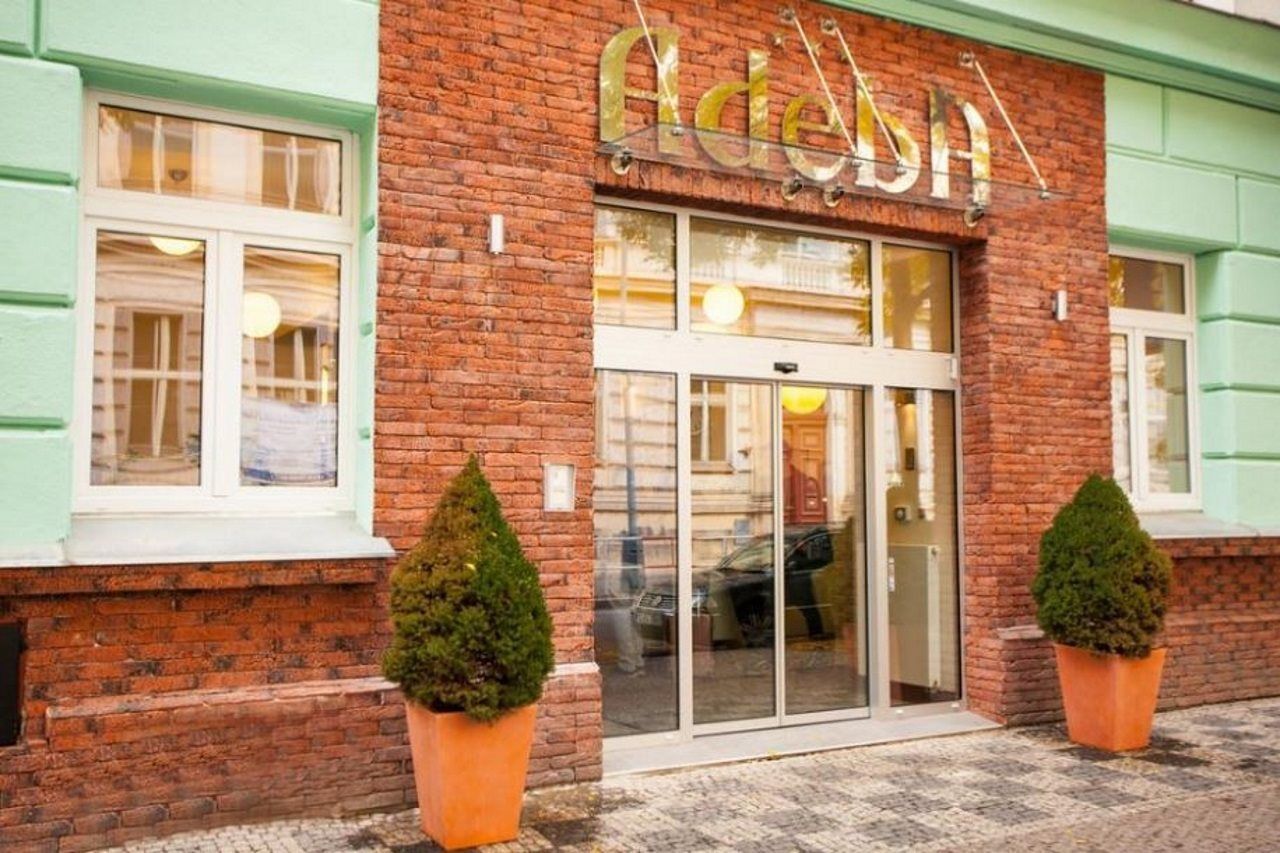 Hotel Adeba Plus