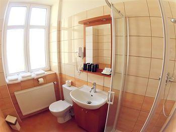 Hotel Adeba Plus