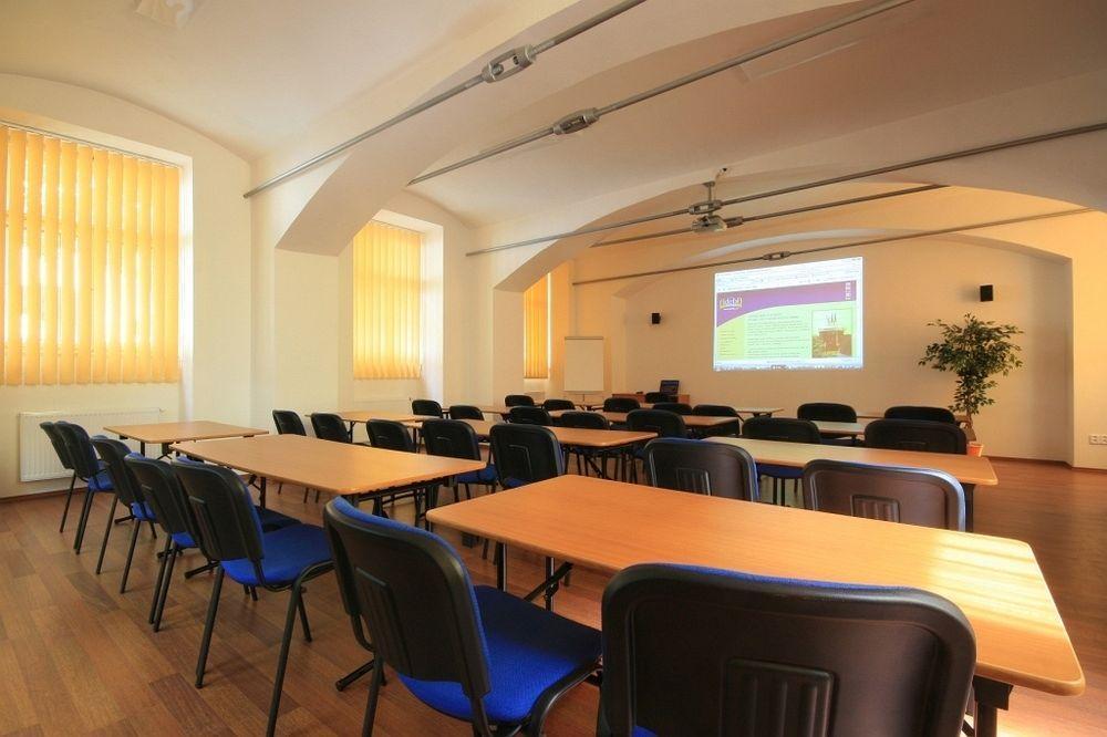 Adeba Plus 4* Praga