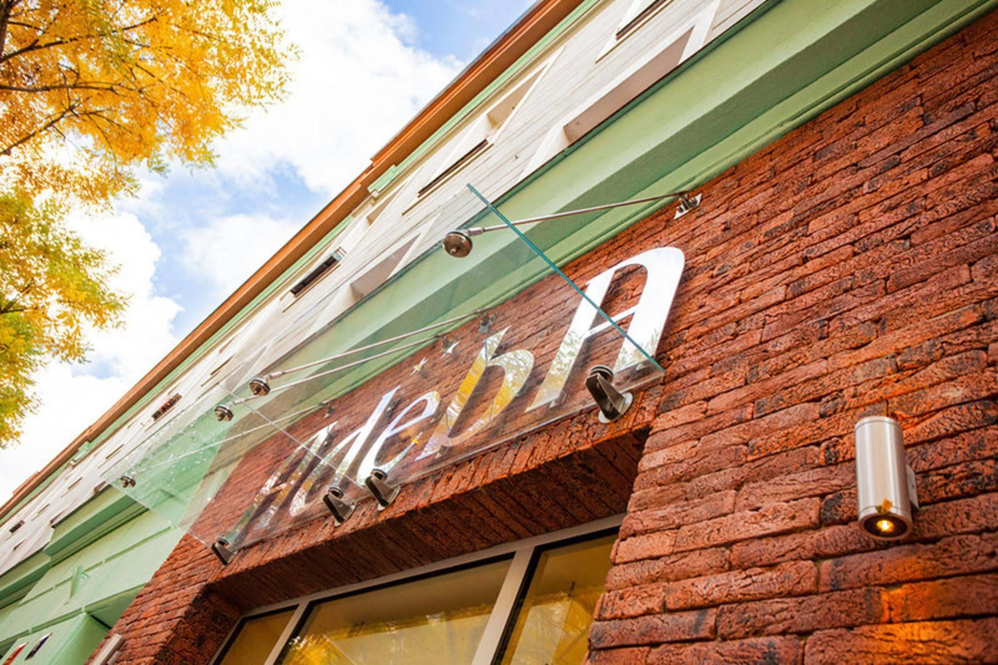 Hotel Adeba Plus