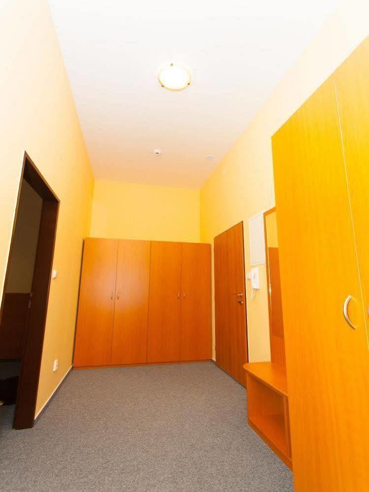 Hotel Adeba Plus